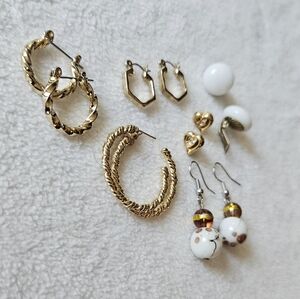 6 Pairs Of Good Quality Earrings.